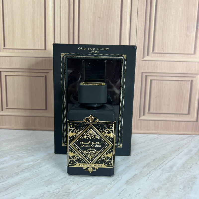 Exemplo de Pagina Perfume) 07 - KIT 4 PERFUMES + REGALO ( Lattafa Oud For Glory, Lattafa Asad, Al Haramain, Ombre Nomade)